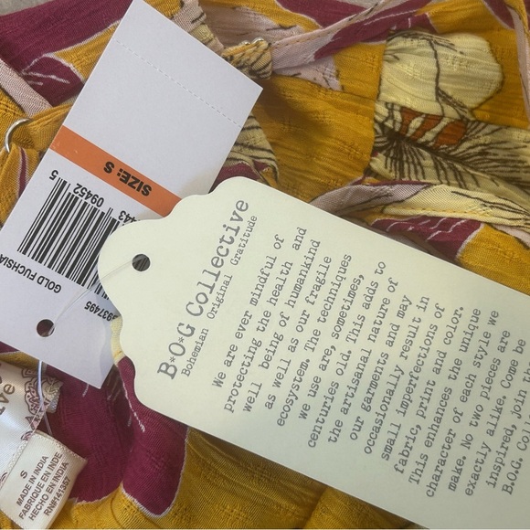 NWT BAND OF GYPSIES LOVESCAPE GOLD FLORAL COWL NECK MAXI DRESS - Picture 8 of 9